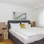 Hotel Goldenes Rad 4*