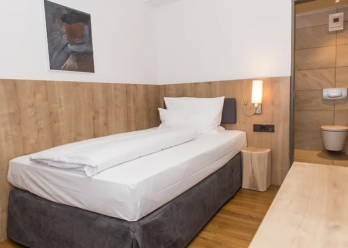 Goldenes Rad Отель